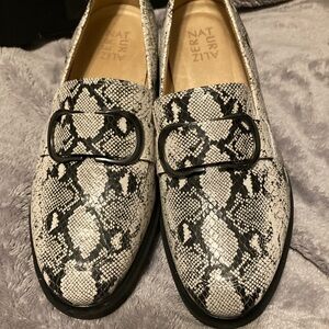 Naturalizer Somerset Wedge Loafers in Alabaster snake print